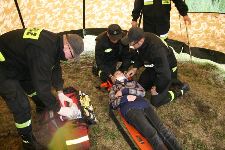 Powiatowe zawody MDP i rat.med. 2012