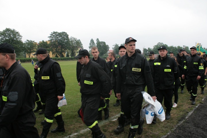 Powiatowe zawody OSP i rat.med. 2011